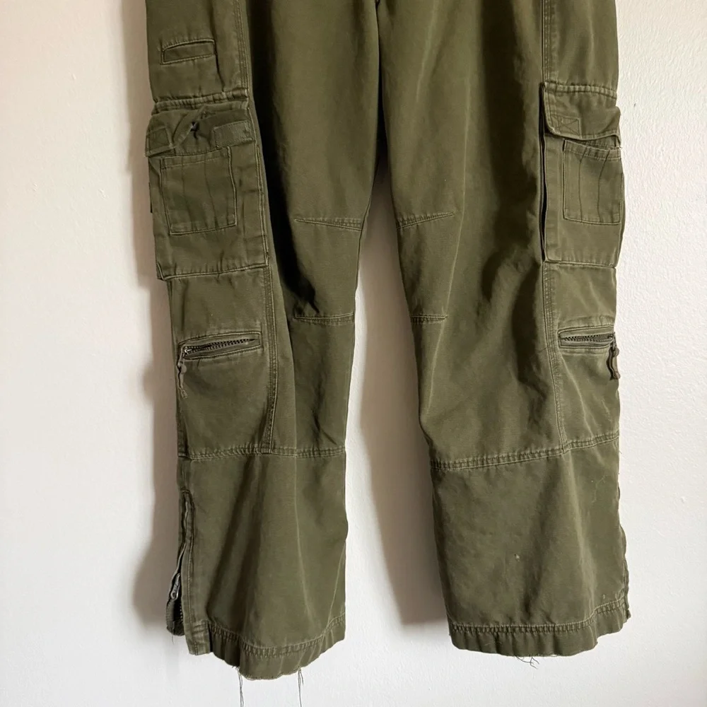 Y2K Old Navy Men's Olive Green Cargo Pants Size 36 Baggy Workwear Utility Cotton